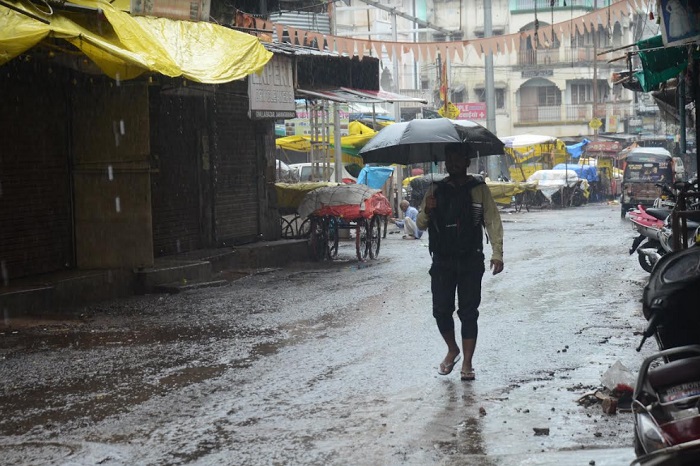 15 जिलों में आज भारी बारिश का अलर्ट, ग्वालियर-जबलपुर और उज्जैन में भी आसार